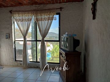Casa de Campo dentro del Pedregal, Tlajomulco.