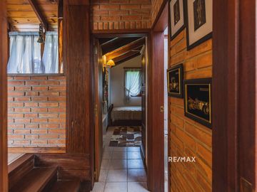 Venta Casa Golfers Pilar 5 dorm jardin pileta