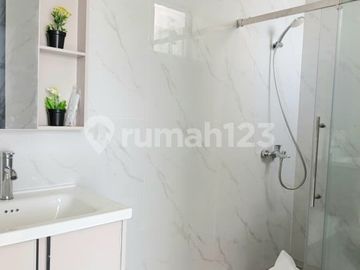 Rumah Hoek Mewah Modern Brand New Collinare Foresta BSD City