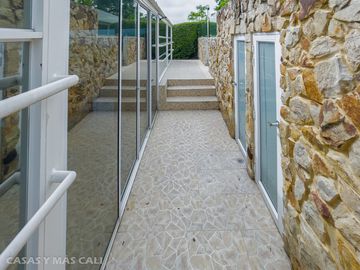 Casa en condominio venta vía Dapa. Cod V5733