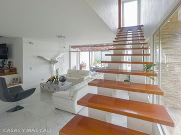 Casa en condominio venta vía Dapa. Cod V5733