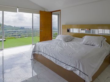 Casa en condominio venta vía Dapa. Cod V5733