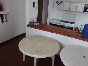 Se Vende Casa Cerca del Mar en Ballenita