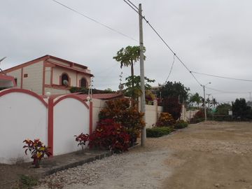 Se Vende Casa Cerca del Mar en Ballenita