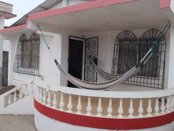 Se Vende Casa Cerca del Mar en Ballenita