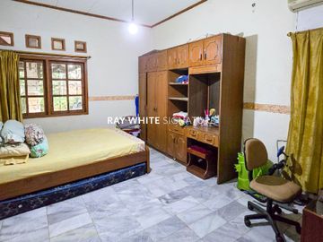 Dijual Rumah Lama Terawat di Jl Kebagusan Raya