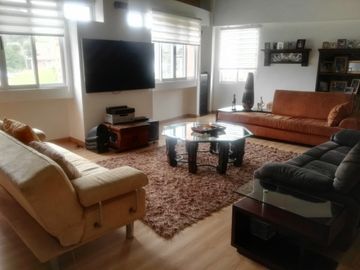 casa en venta en alfaguara. Cod V77348