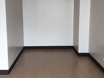 69.50 Sqm, 2 BR Condo For Sale at Manhattan Heights at Cubao