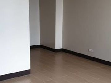 69.50 Sqm, 2 BR Condo For Sale at Manhattan Heights at Cubao