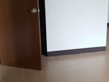 69.50 Sqm, 2 BR Condo For Sale at Manhattan Heights at Cubao