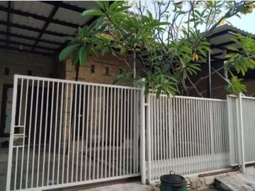 Dijual Rumah Pucang Anom , Surabaya Timur