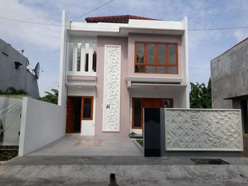 RUMAH TERBARU 2 LANTAI MEWAH DI DEKAT JEC DAN GEMBIRA LOKA ZOO