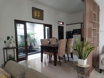 Rumah Fully Furnished 2 Lt di Permata Bintaro, 6256-SA 0811111----
