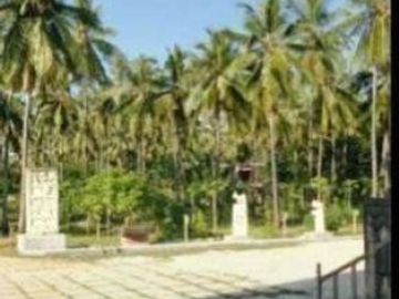 Tanah Desa Wee Rena Tambolaka NTT, Depan Rumah Bupati Lama