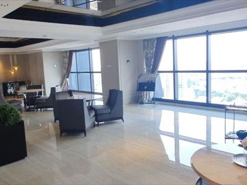 Apartment The Peak FURNISH BY ALEX BAYU