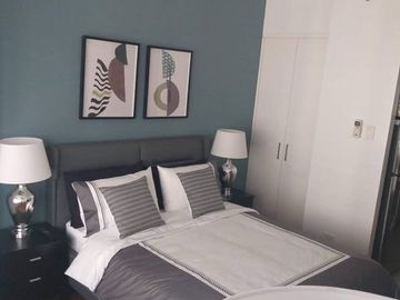 Condominium for Rent Studio: Studio Flat Condo for Rent / Lease in One Rockwell East Tower Rockwell Makati