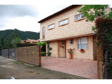 284. CASA CAMPESTRE CAJIC