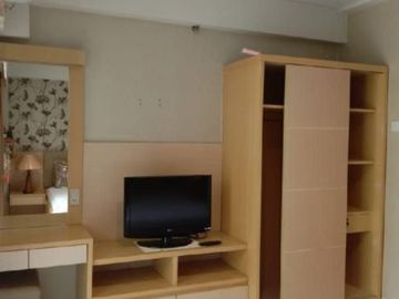 Apartemen Furnish di Cosmopolis Apartmen Strategis