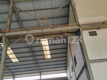 Gudang Mandiri Ijin Industri Proses Bangun di Legok Tangerang