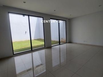 Dijual Rumah Bagus Siap Huni Di Lebak Bulus