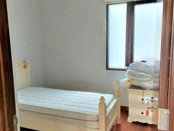 Disewakan Rumah di Kemang Kondisi Siap Huni Dengan Private Pool HSE-A0675