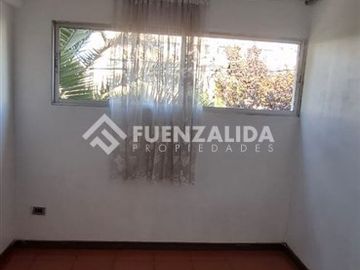 Departamento en venta de 3 dorm. en San Bernardo