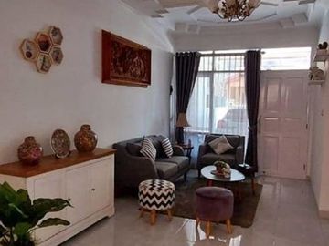 Rumah Cantik di Arcamanik Dekat Antapani & Cisaranten