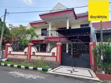 Dijual Rumah 2 lt di Pondok Mutiara, Sidoarjo