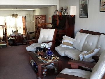 Chalet 370 m2 con jardin garage 3 autos