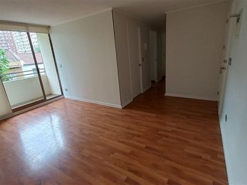 Arriendo 2D 2B estacionamiento y bodegaorm. en Santiago