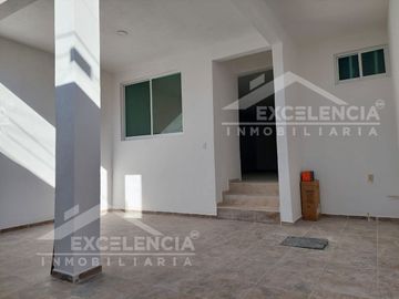 VENTA DE CASA NUEVA EN LA COL. DEFENSORES DE PUEBLA