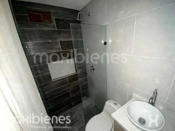 apartamento en arriendo en aranjuez. Cod A71963