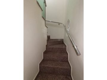 CASA DUPLEX EN VENTA BARRIO ALMENDROS ETAPA 2