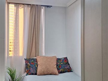 Departamento Venta de 2 dorm. Metro Las Rejas