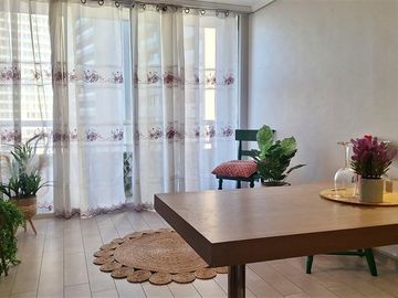 Departamento Venta de 2 dorm. Metro Las Rejas