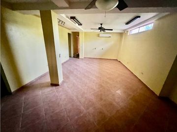 VENTA CASA EN ALTOS DEL MARIA GRANDE FRESCO ALTURA DE 945NIVEL 1825M2