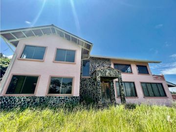 VENTA CASA EN ALTOS DEL MARIA GRANDE FRESCO ALTURA DE 945NIVEL 1825M2