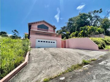 VENTA CASA EN ALTOS DEL MARIA GRANDE FRESCO ALTURA DE 945NIVEL 1825M2