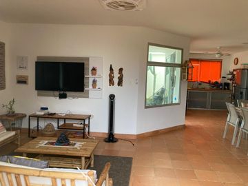 casa en venta en salinas de rey. Cod V104860