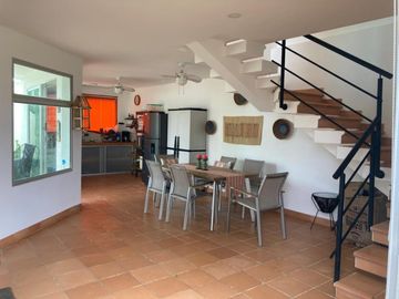 casa en venta en salinas de rey. Cod V104860
