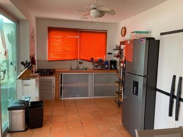 casa en venta en salinas de rey. Cod V104860