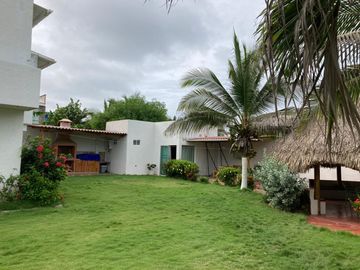 casa en venta en salinas de rey. Cod V104860