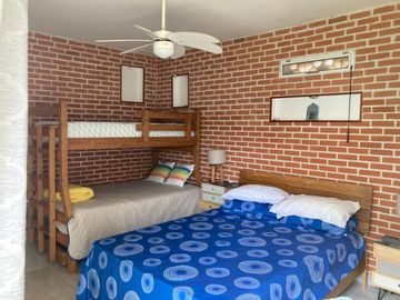casa en venta en salinas de rey. Cod V104860