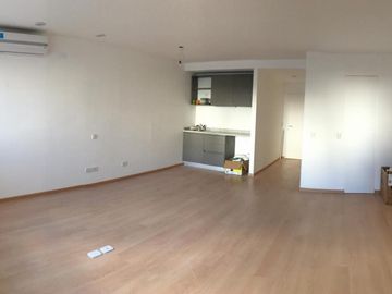 Departamento 1 ambiente con cochera venta Recoleta