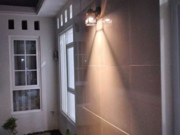 Rumah minimalis baru di jalan Magelang