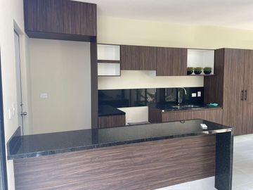 Casa en venta tipo TH dentro de Mérida en Chuburná