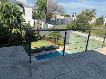 CASA EN VENTA EN PALO BLANCO