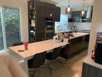 CASA EN VENTA EN PALO BLANCO