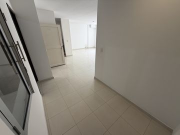 apartamento en arriendo en el bosque. Cod A4378