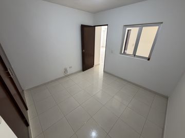 apartamento en arriendo en el bosque. Cod A4378